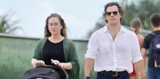 Бывший Супермен Генри Кавилл стал отцом в 41 год