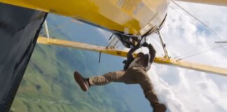 Том Круз борется с самолетом в ролике «Миссия: невыполнима. Финальная расплата»