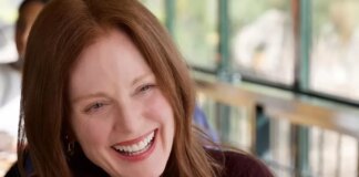 Джулианна Мур обиделась на Дональда Трампа из-за запрета ее книги