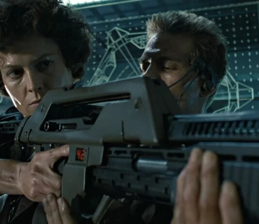 Джеймс Кэмерон убедил Сигурни Уивер сыграть в «Чужих» на стрельбище