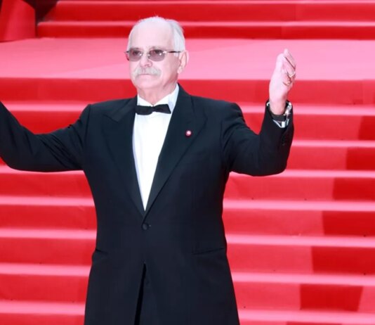 Никита Михалков выступит рассказчиком в фильме «Батя 2: Дед»