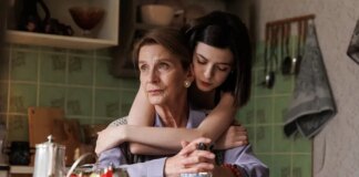 Елена Сафонова сыграла в новой версии фильма «Чужой звонок»