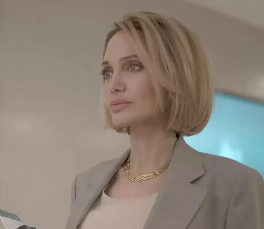 Анджелина Джоли приехала на Украину и лишилась охранника