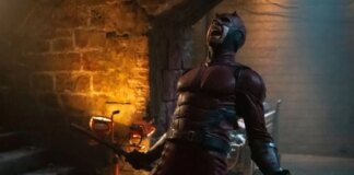 Сорвиголова Чарли Кокс объяснил смену цвета костюма супергероя