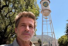 Зака Снайдера вернули в Warner Bros.? Что об этом известно