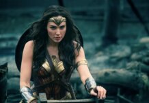 Чудо-женщина Галь Гадот рассказала о «вежливом обмане» DC Studios