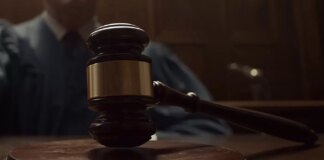 Дети Роба Рейнера заступились за обвиняемого в его убийстве брата